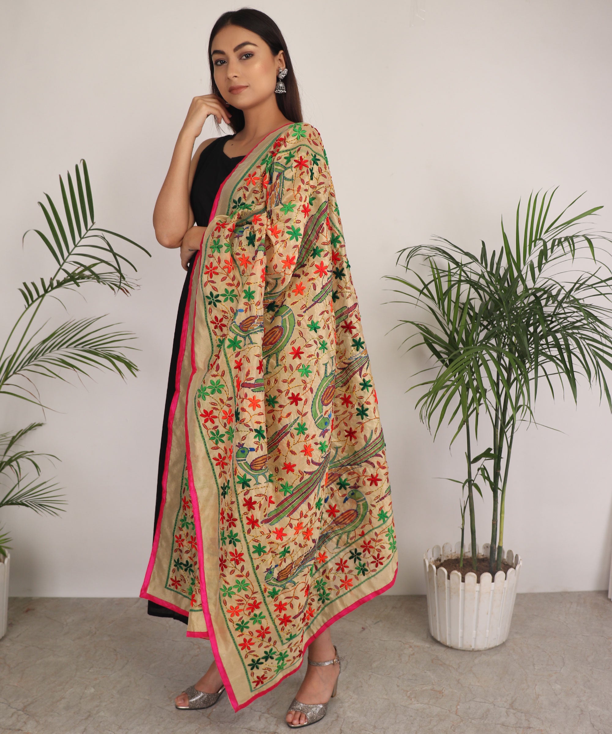 The Phulanca Green Peacock Phulkari Dupatta – Cippele